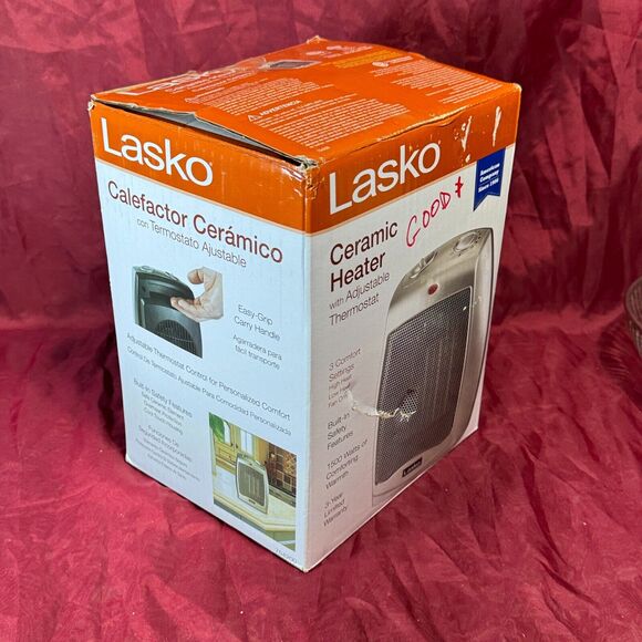 Lasko 9" 1500W Ceramic Space Heater w/Adjustable Thermostat Silver 754200 - Picture 3 of 9